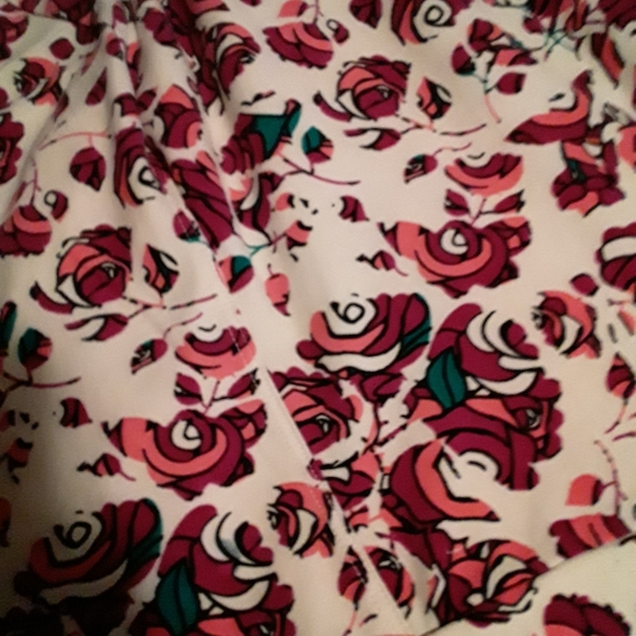 Lularoe tc rose print leggings. - Picture 10 of 13